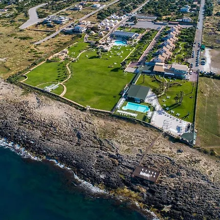 Capo Campolato Hotel 4*