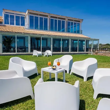 Capo Campolato Hotel 4*