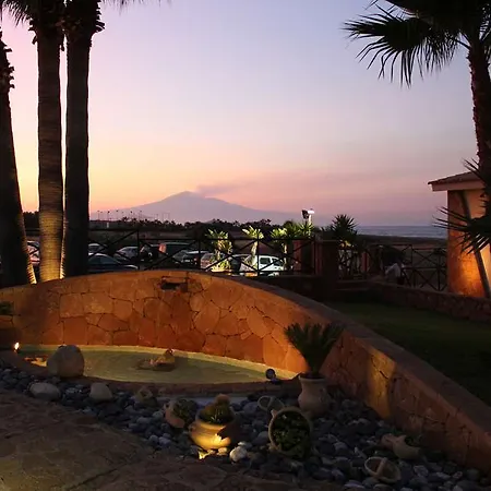Capo Campolato Hotel