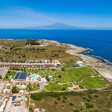 Capo Campolato 4* Brucoli