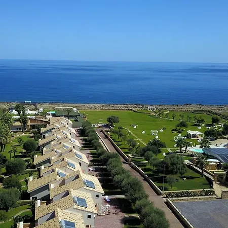 Hotel Capo Campolato 4*