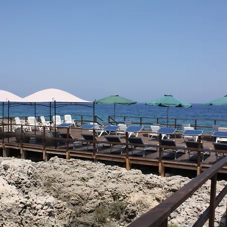 Capo Campolato 호텔