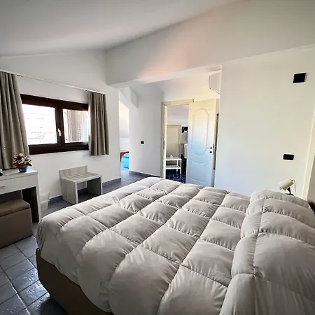 호텔 Capo Campolato 4*