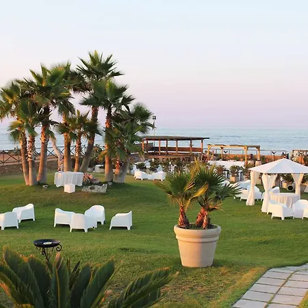 Hotel Capo Campolato 4*