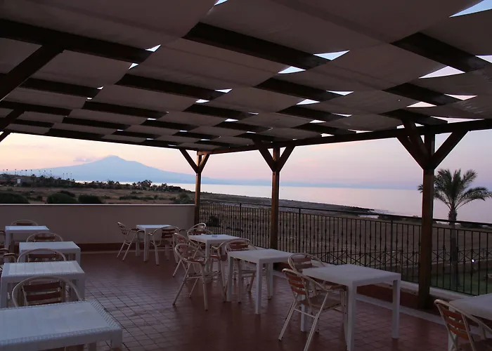 Capo Campolato Otel Brucoli